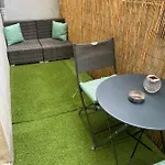 Daire Le Boheme - Proche Gare & Commerces, Parking Prive -